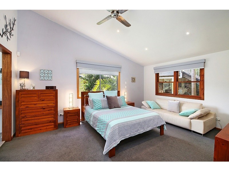 16 Plantation Place, Avoca Beach NSW 2251