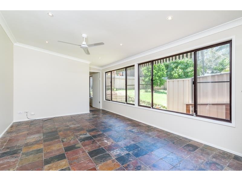 10 Dogwood Close, Wyoming NSW 2250