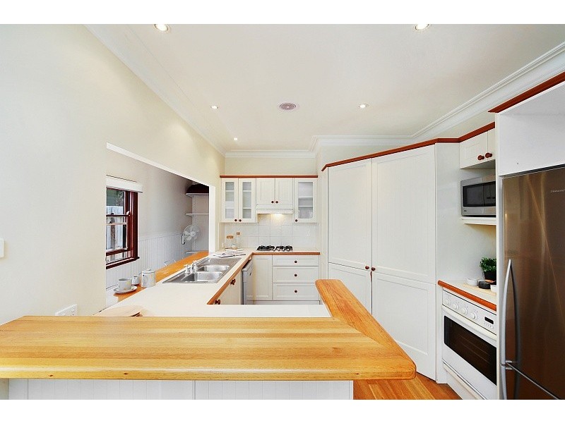 24 Peel Street, Avoca Beach NSW 2251