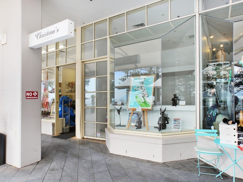 shops 2 and 3 Crowne Plaza, Pine Tree Lane, Terrigal NSW 2260