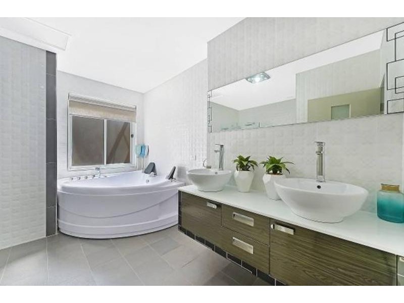 88 Riviera Avenue, Terrigal NSW 2260