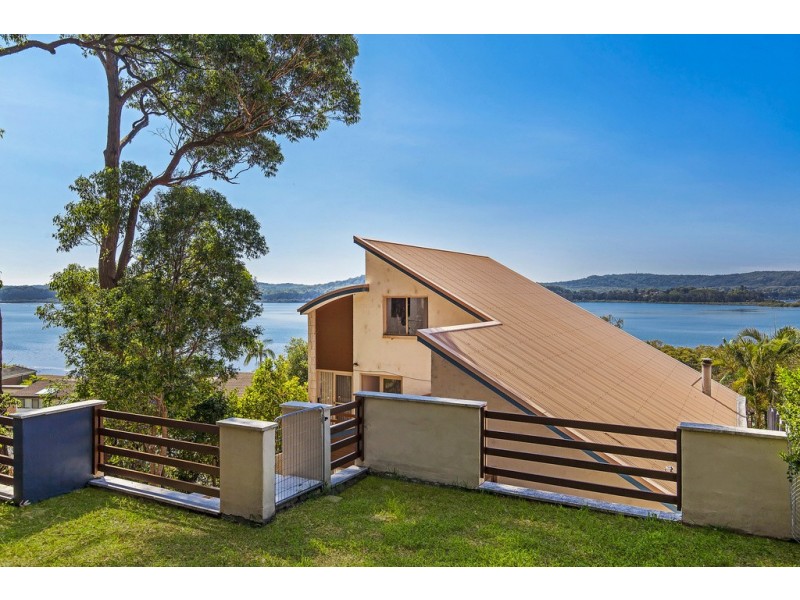 71 Broadwater Drive, Saratoga NSW 2251