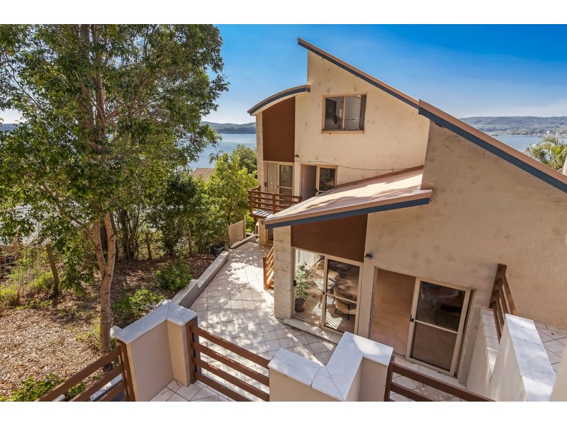 71 Broadwater Drive, Saratoga NSW 2251