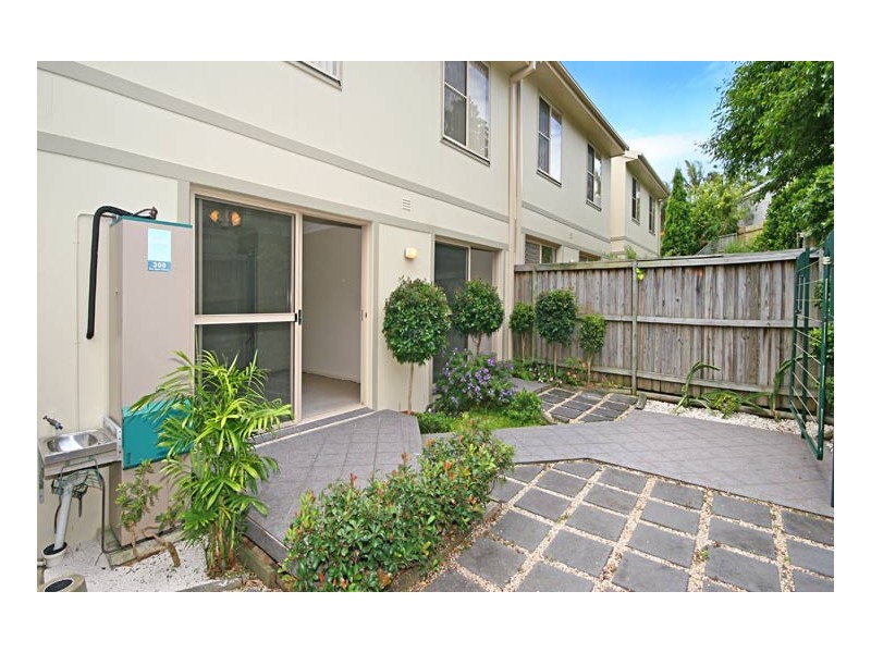 30/4 Karla Ave, Terrigal NSW 2260