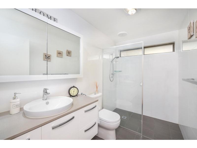 11 Gill Avenue, Avoca Beach NSW 2251