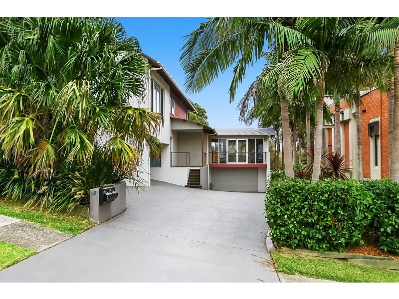 2/45 Ena Street, Terrigal NSW 2260