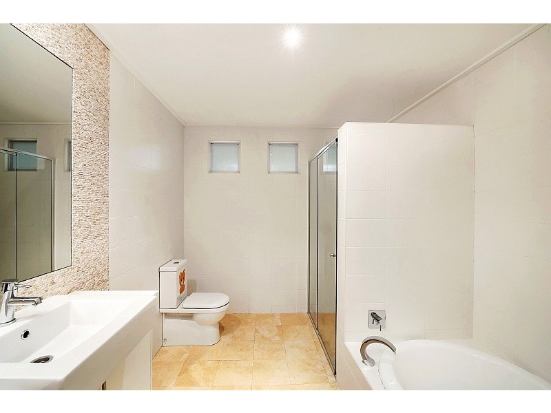 2/45 Ena Street, Terrigal NSW 2260