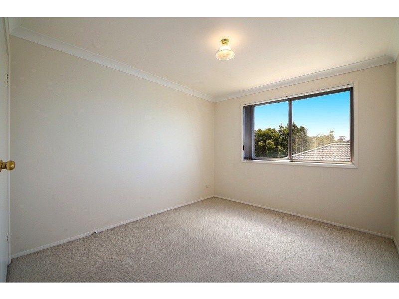 2/1 Charlotte Close, Terrigal NSW 2260