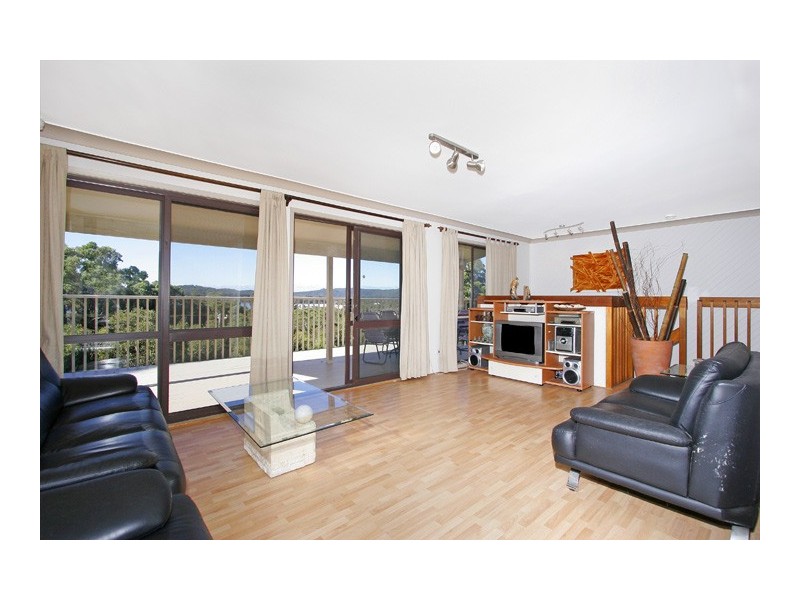 6 Brisbania Close, Saratoga NSW 2251