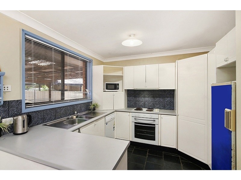 15 Yuroka Cl, North Gosford NSW 2250