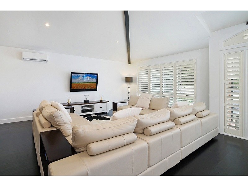 25 Lynnette Crescent, East Gosford NSW 2250