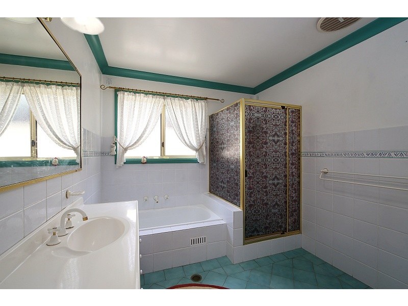 53 Lakala Avenue, Springfield NSW 2250