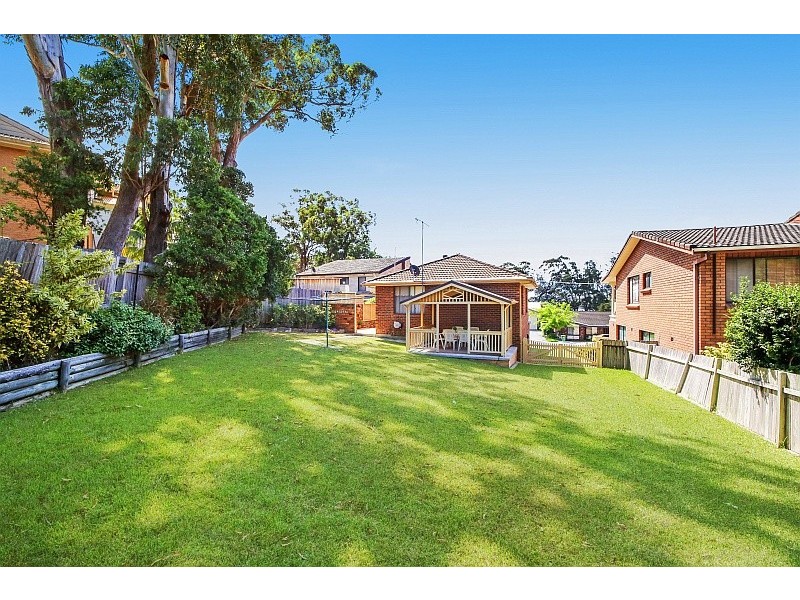 18 Wilkie King Avenue, Saratoga NSW 2251