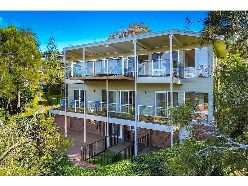 4 Austral Ave, Avoca Beach NSW 2251