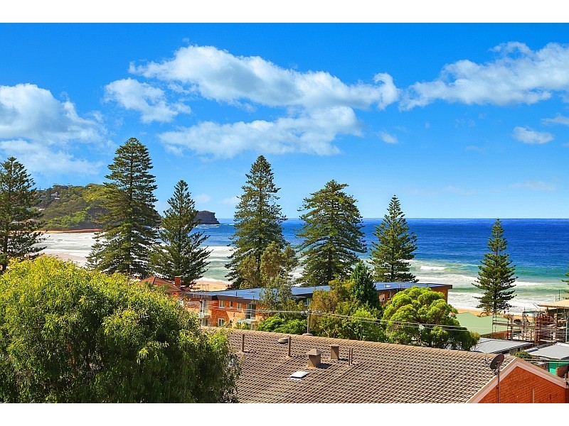 4 Austral Ave, Avoca Beach NSW 2251