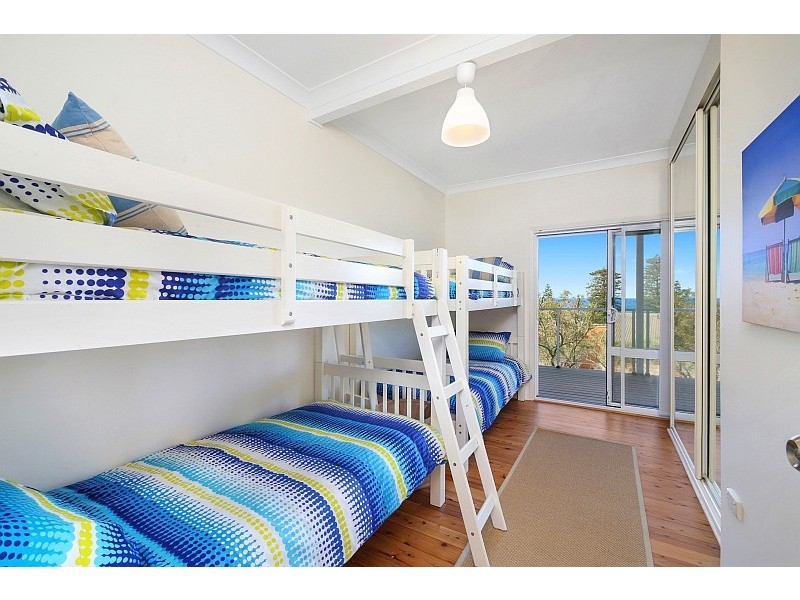 4 Austral Ave, Avoca Beach NSW 2251