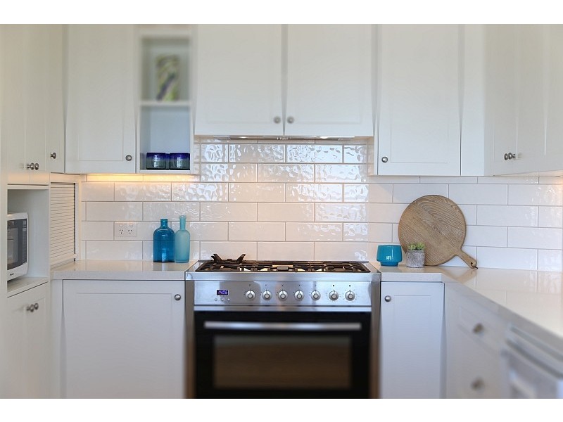 4 Austral Ave, Avoca Beach NSW 2251
