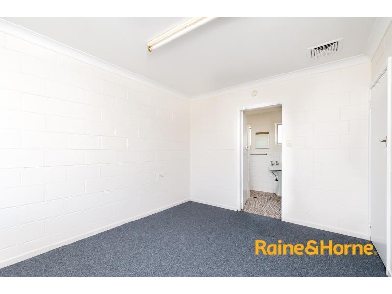 1/3 Bias Avenue, Bateau Bay NSW 2261