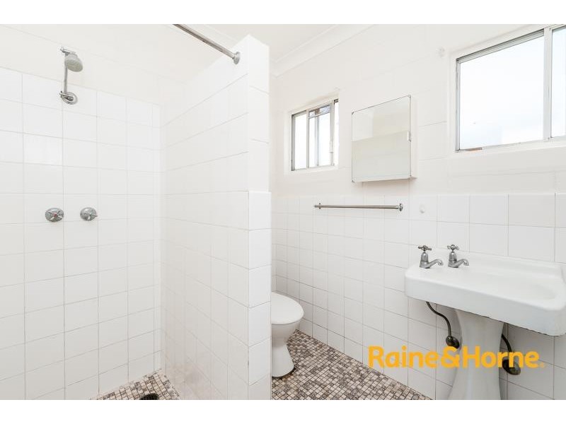 1/3 Bias Avenue, Bateau Bay NSW 2261