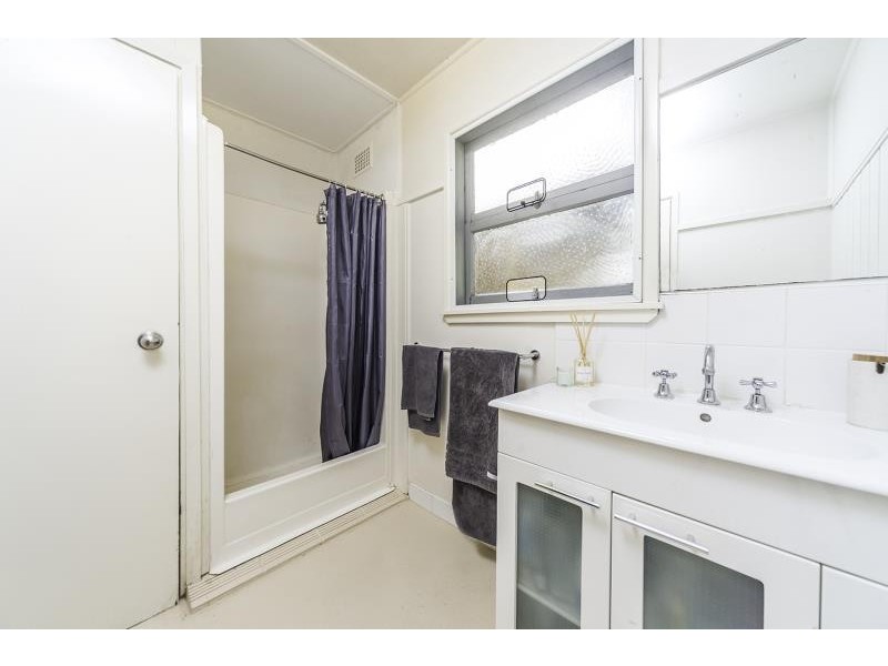 2/41 Barnhill Road, Terrigal NSW 2260