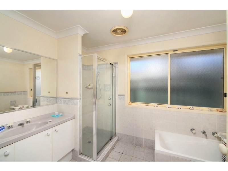 26 WESLEY STREET, Narara NSW 2250