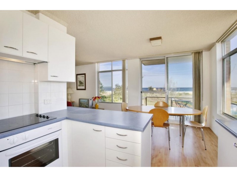 7 171 Avoca Dr, Avoca Beach NSW 2251