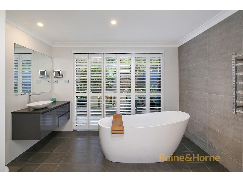 123 Del Monte Place, Copacabana NSW 2251