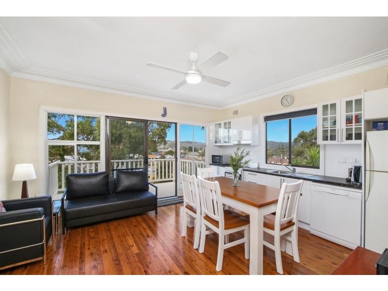 5 Elgata Avenue, North Avoca NSW 2260