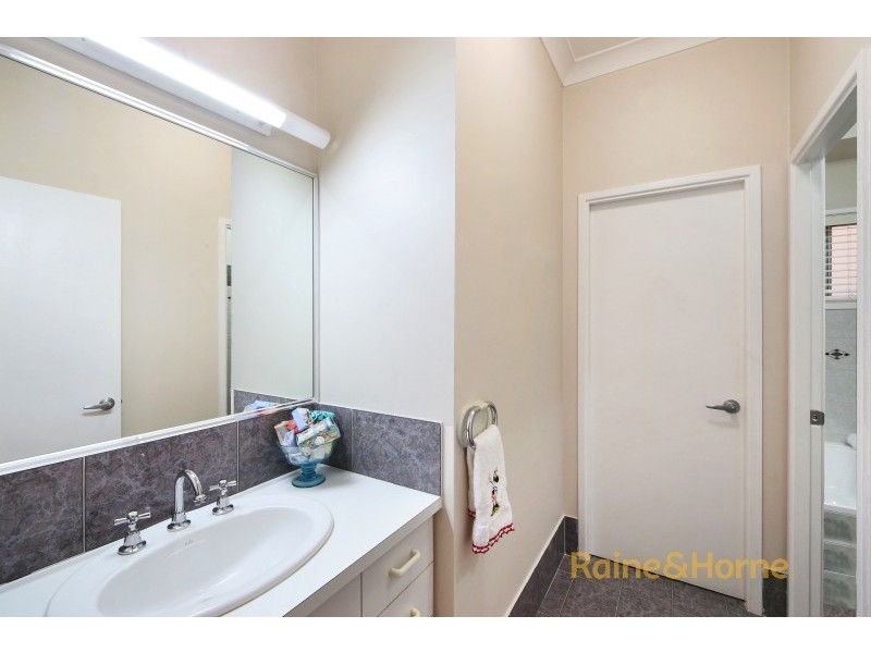 12 Epsom Place, Bateau Bay NSW 2261