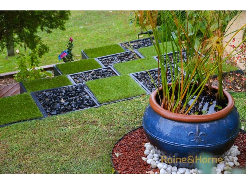 12 Epsom Place, Bateau Bay NSW 2261