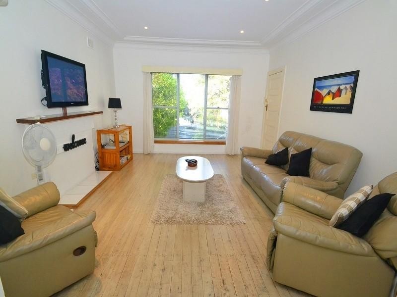 2 Grosvenor Road, Terrigal NSW 2260