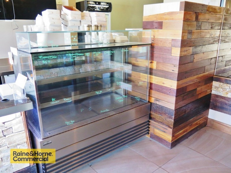 1/8 Karalta Rd, Erina NSW 2250