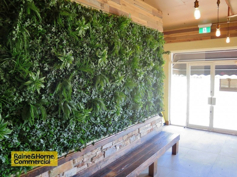 1/8 Karalta Rd, Erina NSW 2250