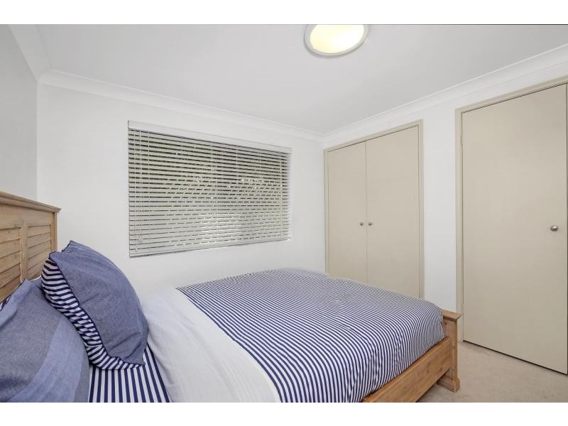 2/7 Smillie Avenue, Terrigal NSW 2260