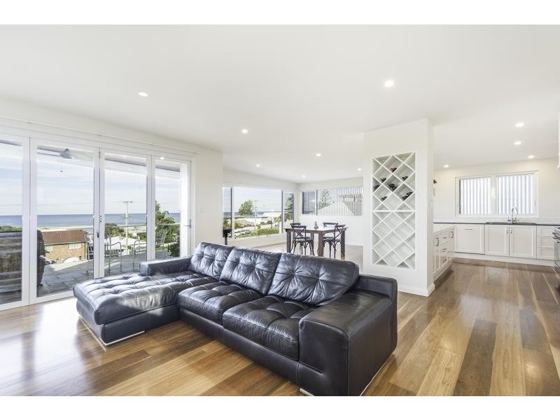 126 Ocean View Drive, Wamberal NSW 2260