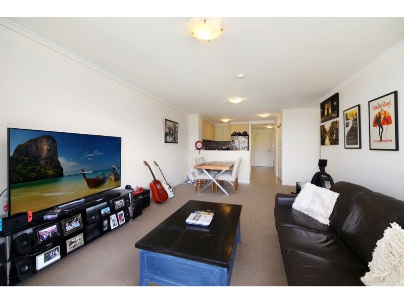 144/80 JOHN WHITEWAY DRIVE, Gosford NSW 2250