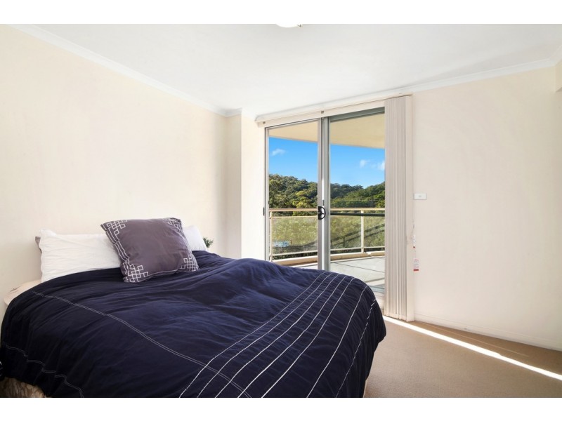 144/80 JOHN WHITEWAY DRIVE, Gosford NSW 2250