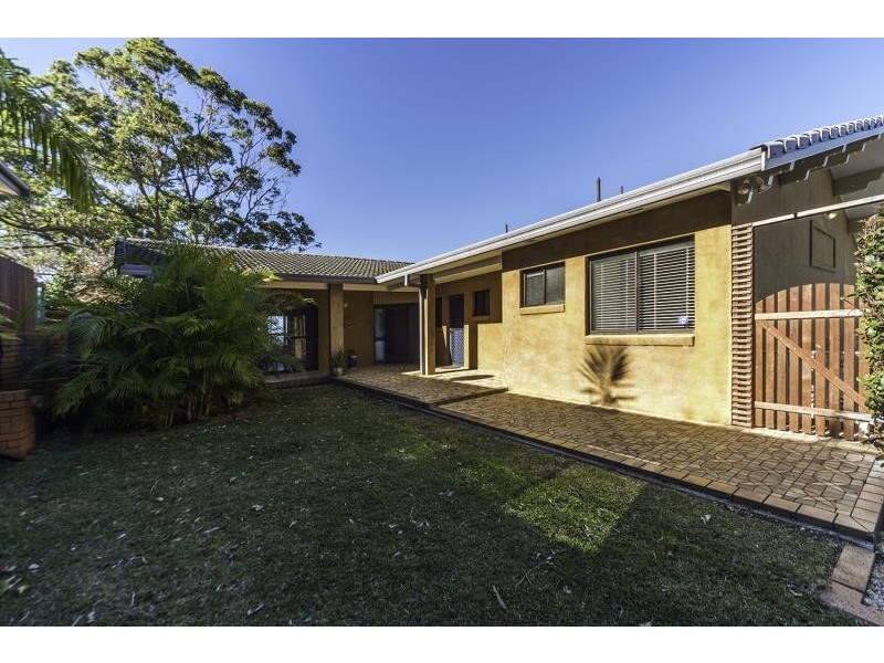 66 Aldinga Drive, Wamberal NSW 2260