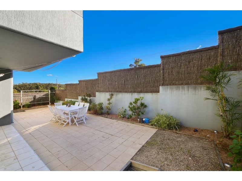 2/13-15 Moore Street, West Gosford NSW 2250