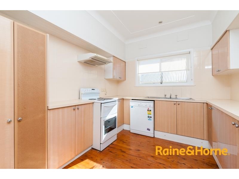 232 Gertrude Street, North Gosford NSW 2250