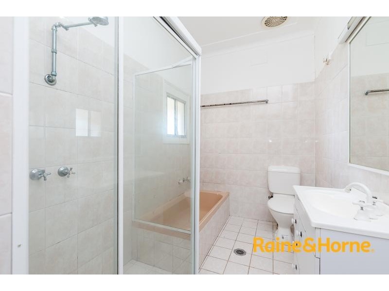 232 Gertrude Street, North Gosford NSW 2250