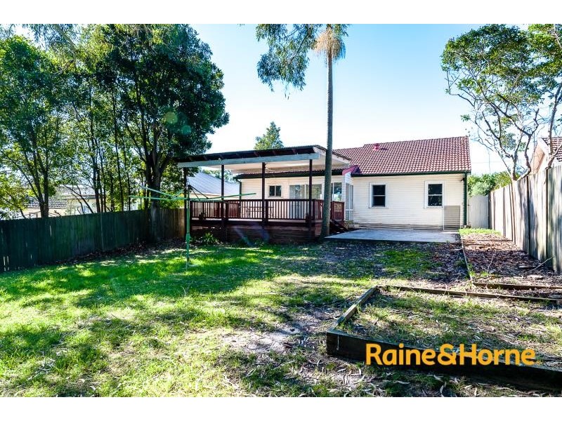 232 Gertrude Street, North Gosford NSW 2250