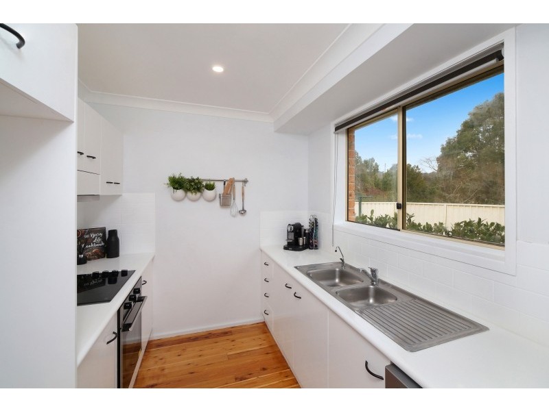 16b Coraki Cl, Ourimbah NSW 2258