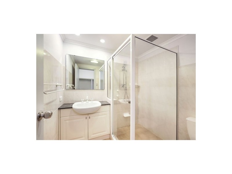1/52 Kurrawyba Ave, Terrigal NSW 2260