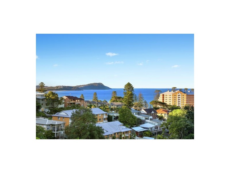 1/52 Kurrawyba Ave, Terrigal NSW 2260