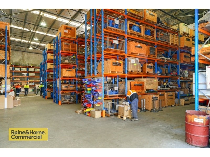 8 Hereford Street, Berkeley Vale NSW 2261