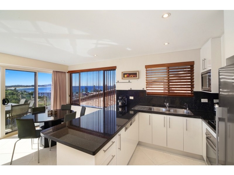 2/19 Grosvenor Road, Terrigal NSW 2260