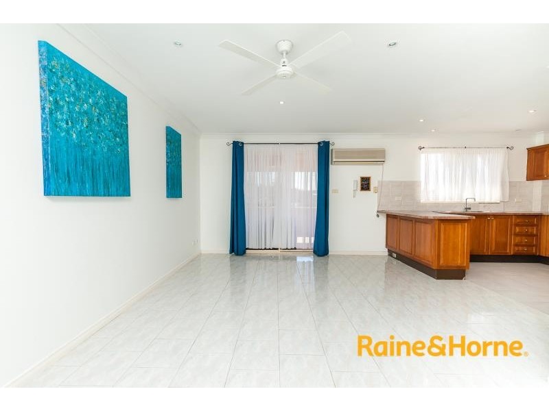 16/9-13 Junction Road, Terrigal NSW 2260