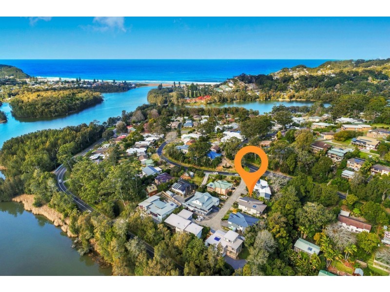 2/31 Karani Ave, Avoca Beach NSW 2251
