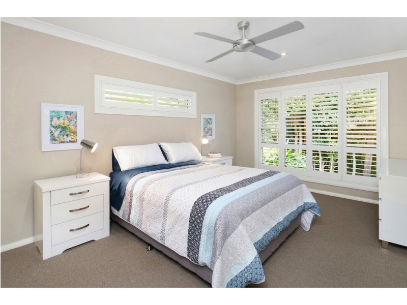 2/31 Karani Ave, Avoca Beach NSW 2251